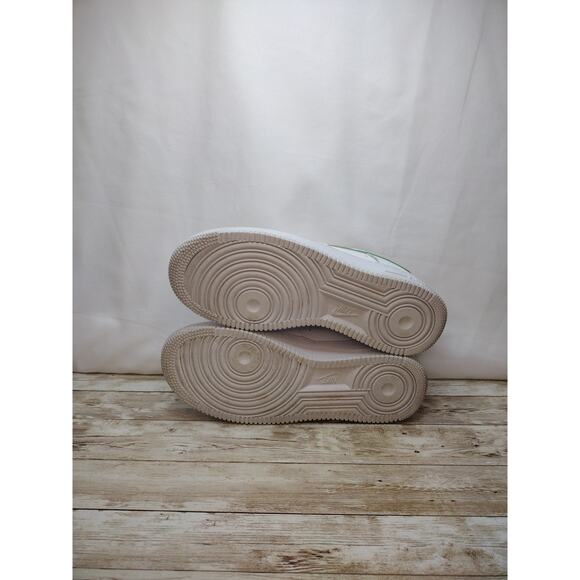 Nike Air Force 1 One WHITE GREEN GLOW 315115-164 Size 7.5 - Picture 4 of 12